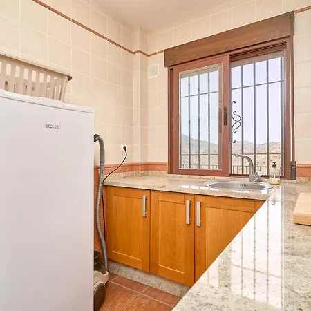 Casa Encinas Vakantiehuis Sayalonga