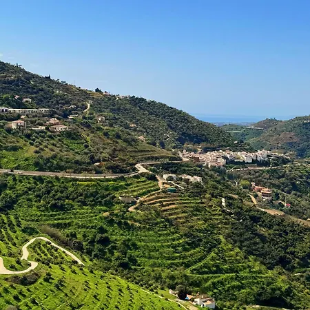 Casa Encinas Vakantiehuis Sayalonga
